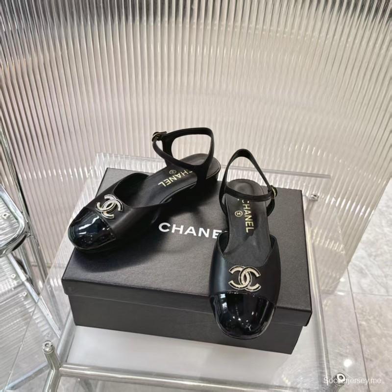 2025 Women Chanel Black Leather Patent Leather Loafers