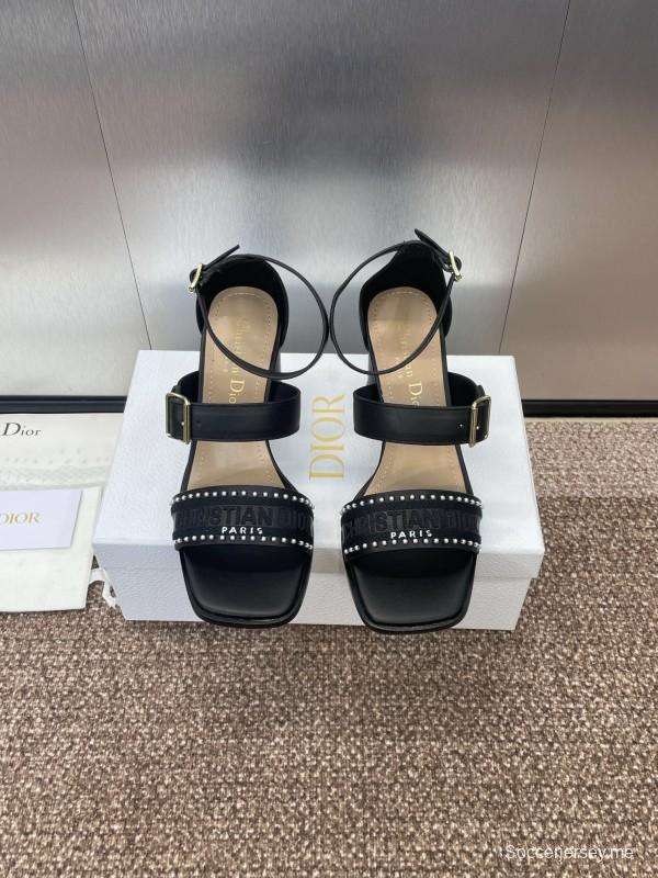 2025 Women Dior Black Leather Sandals Studded KFY00320