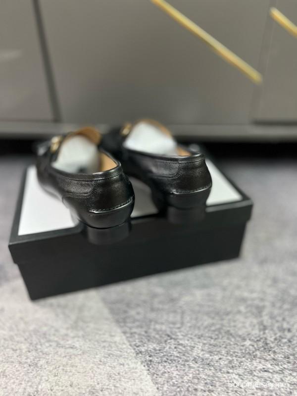 2024 Men Louis Vuitton Black Leather Loafer