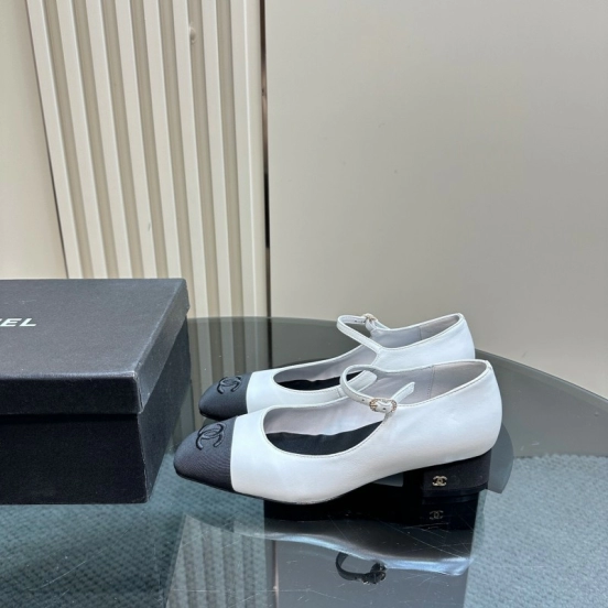2025 Women Chanel White Black Leather Mary Jane Shoes