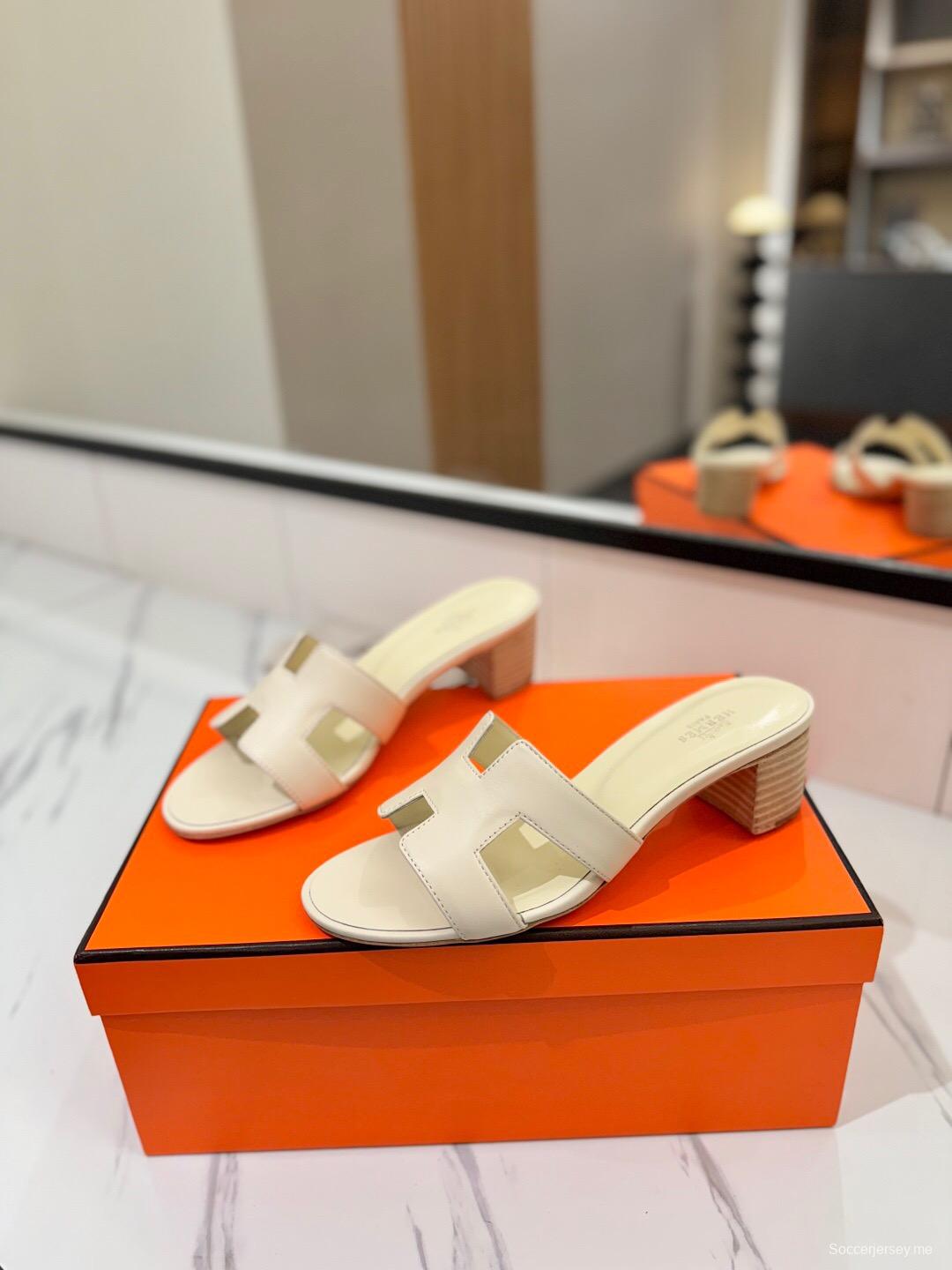 2025 Women Hermès Ivory Leather Sandals