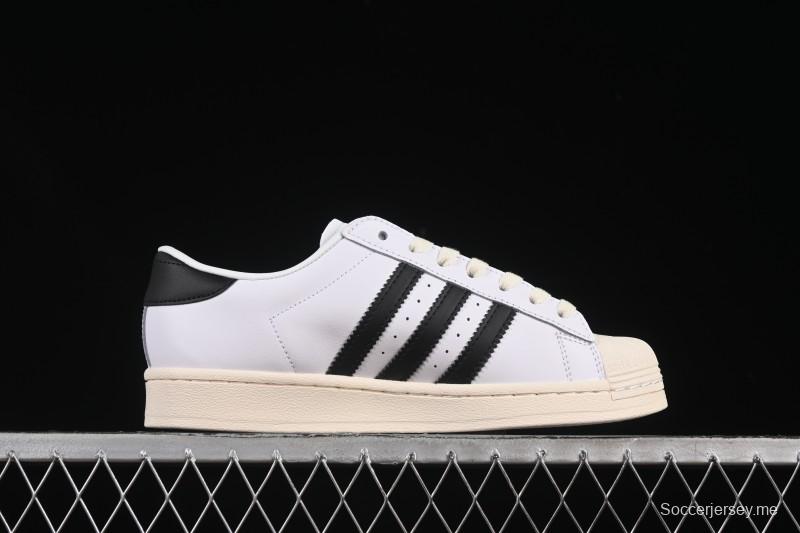 حذاء تزلج كاجوال سوبرستار من أديداس JI3138 Shell Toe حذاء تزلج كاجوال