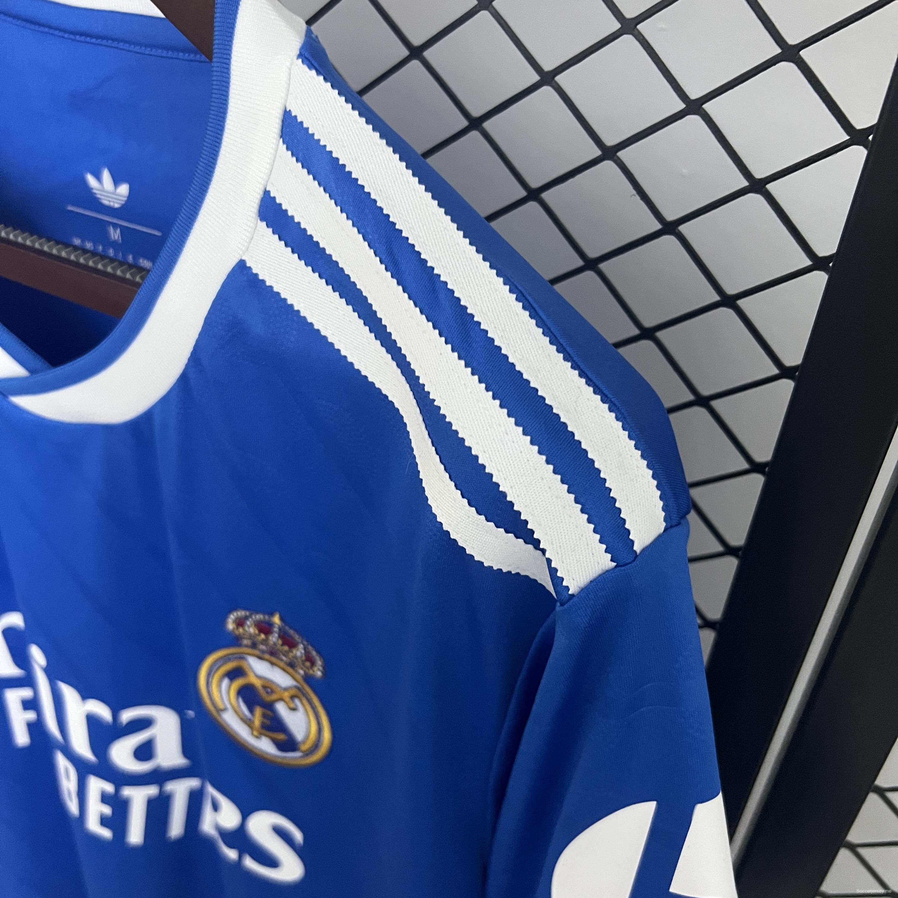 25/26 قميص ريال مدريد الثالث 25/26