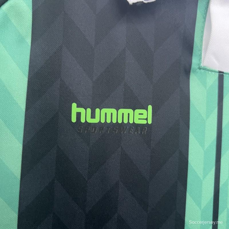 قميص ريال بيتيس 25/26 أخضر بخطوط عمودية سوداء