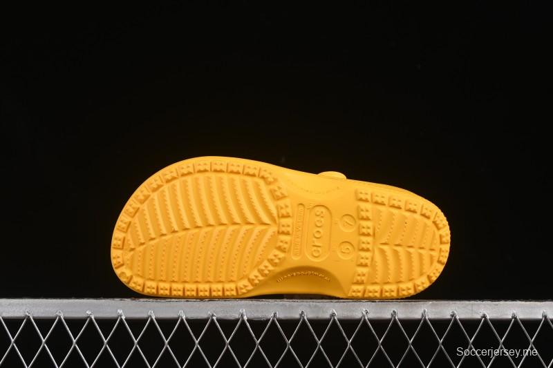 صندل كلاوج كلاسيكي ثنائي الاتجاه من كروكس - B.D4