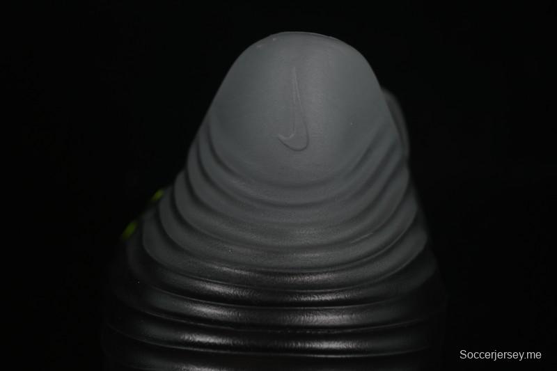 صندل نايك رياكتكس ريجوفن8 الصيفي بنعل وسطي من الإسفنج رياكتكس - HV5060-003