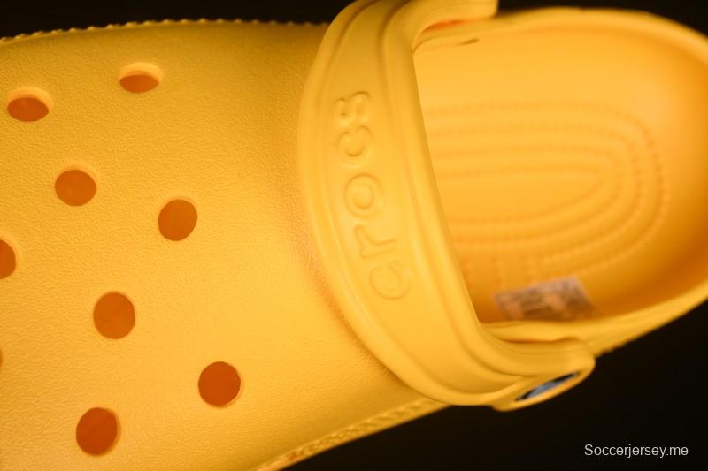 صندل كلاوج كلاسيكي ثنائي الاتجاه من كروكس - B.D4