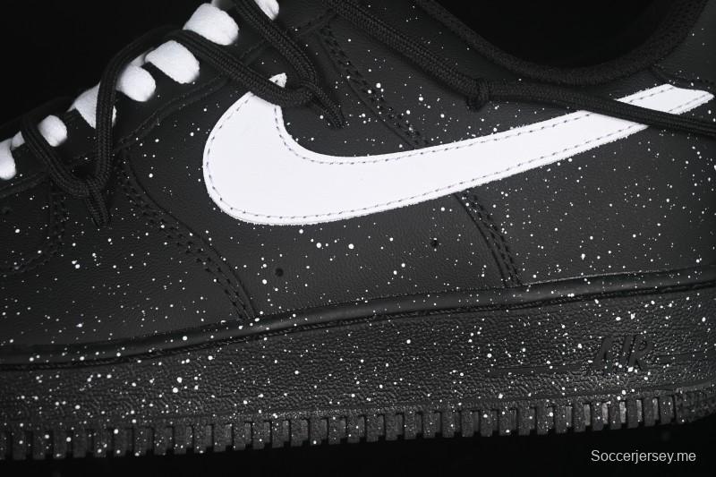 حذاء نايك اير فورس 1'07 منخفض أبيض مرصع بالنجوم - ZH0316-090