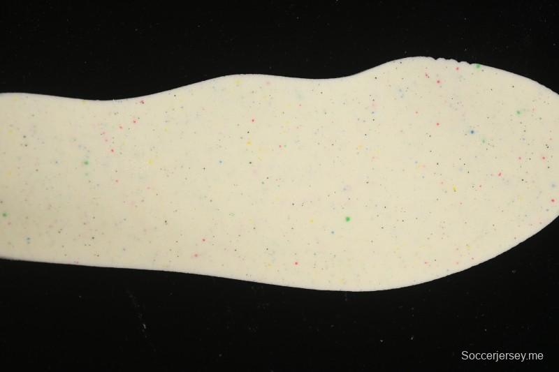 حذاء التزلج المنخفض المقاوم للانزلاق والمقاوم للاهتراء من أديداس أوريجينالز جازيل إندور ريترو - JS0713