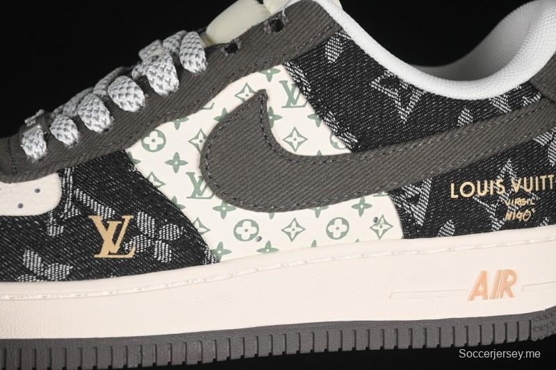 حذاء نايك اير فورس 1 '07 منخفض من نايك اير فورس 1 '07 LV Collaboration باللون الأسود والذهبي - JJ2508-703