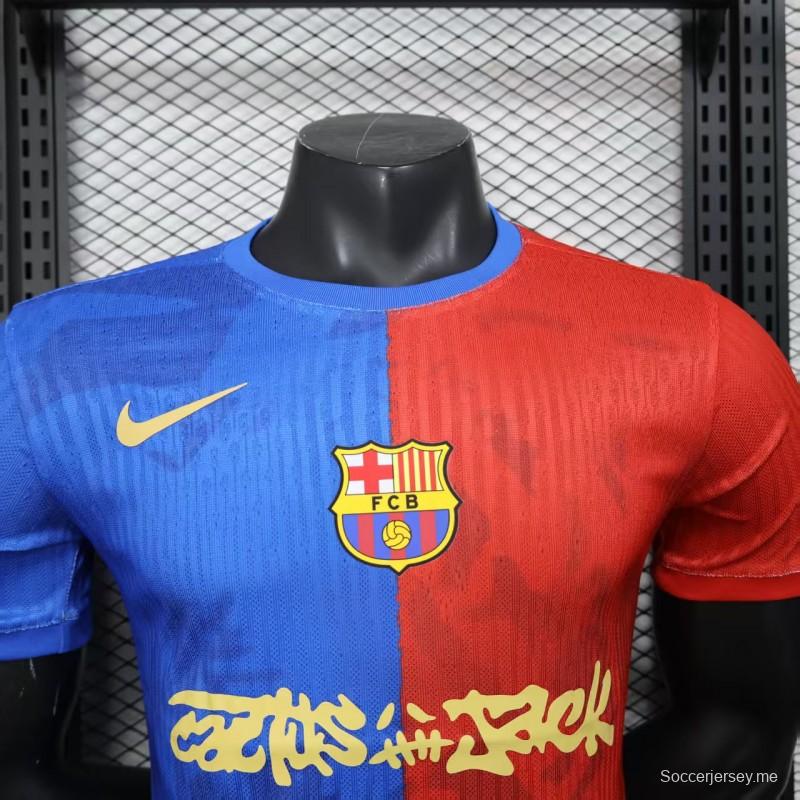 إصدار اللاعب 25/26 برشلونة ترافيس سكوت أزرق بنصف قميص نصف مقسوم أحمر