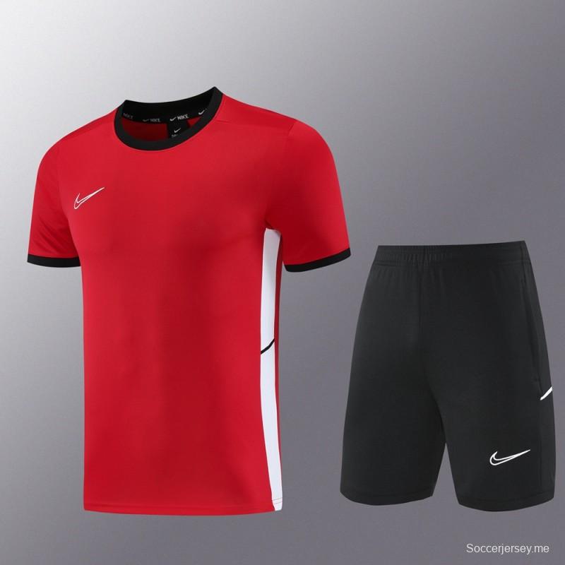 2025 قميص قصير الأكمام أحمر من NIKE 2025 + شورت قصير الأكمام