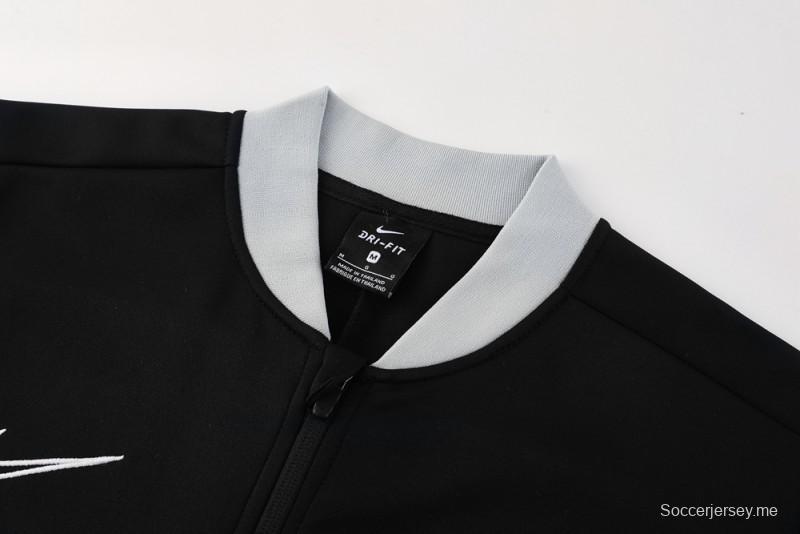 2025 سترة سوداء بسحاب كامل من نايك 2025 + بنطلون طويل