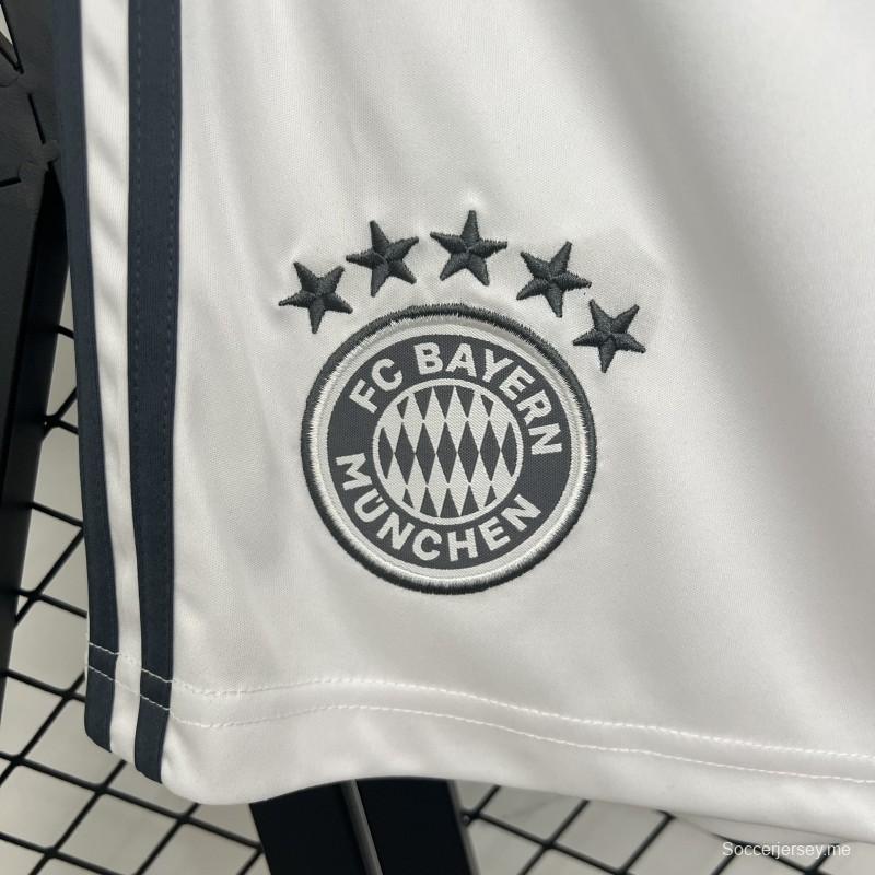 25/26 شورت خارجي لبايرن ميونيخ 25/26