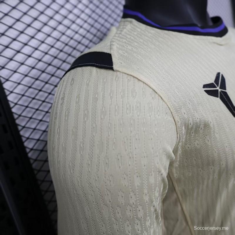 نسخة اللاعب 25/26 قميص بأكمام طويلة الأكمام من برشلونة Away 25/26