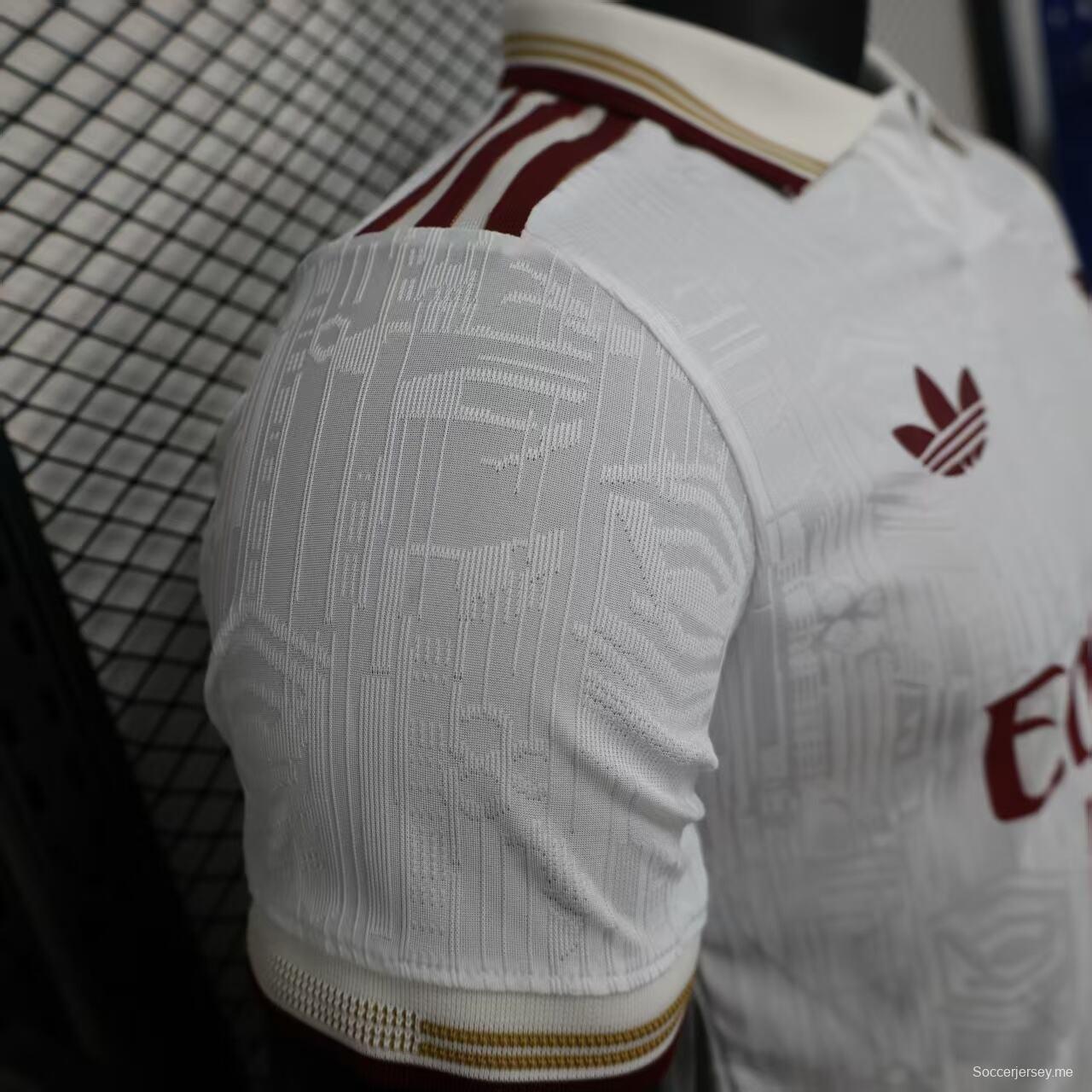 إصدار اللاعب 25/26 القميص الأبيض الثالث لأرسنال 25/26