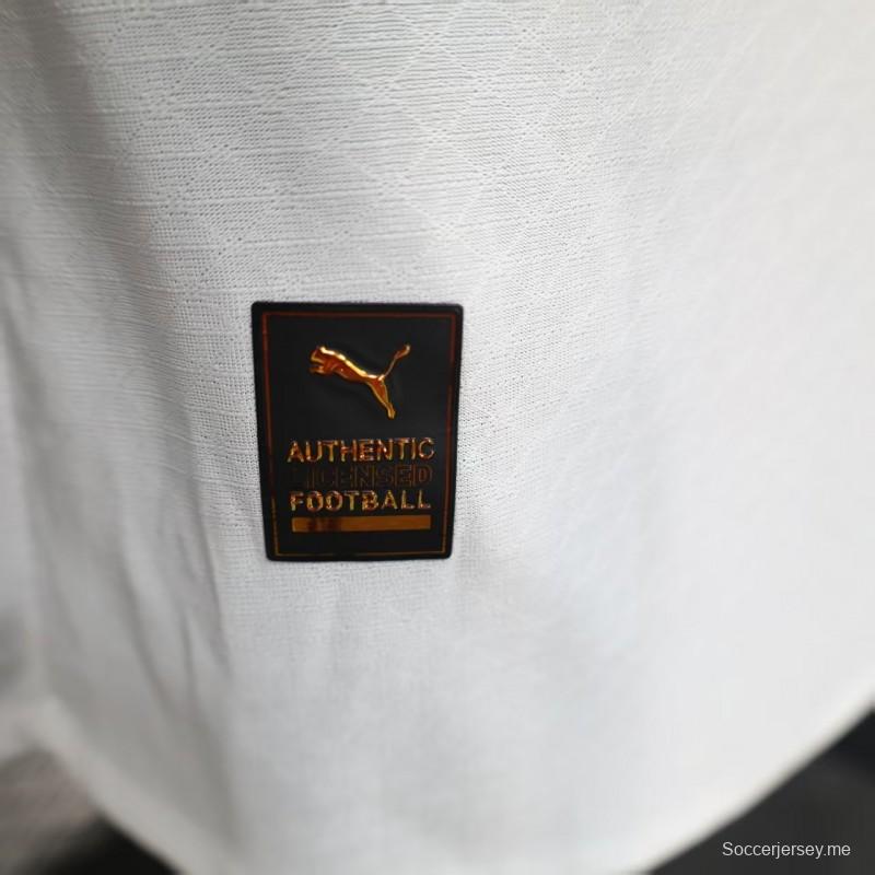 إصدار اللاعب 25/26 قميص غلطة سراي خارج ملعبه