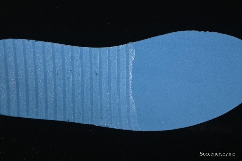 حذاء كرة السلة نايك اير جوردان 1 ريترو منخفض من نايك - HQ3009-003