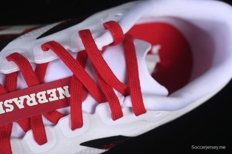 حذاء الجري اديزيرو ايفو اس ال من اديداس اديزيرو ايفو اس ال خفيف الوزن ومبطن مسامي خفيف الوزن - JQ4576