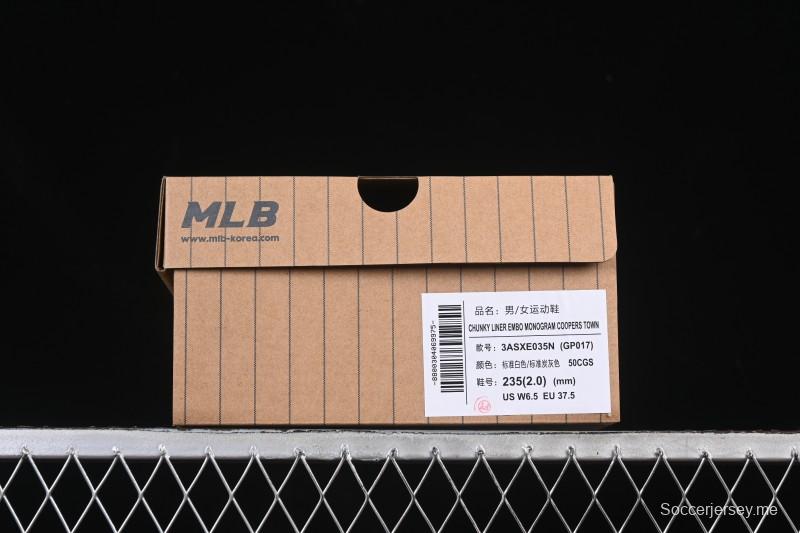حذاء رياضي كاجوال كاجوال بلاتفورم مكتنزة مطرزة بنقشة Monogram من نيويورك يانكيز MLB - 3ASXE035N50CGS