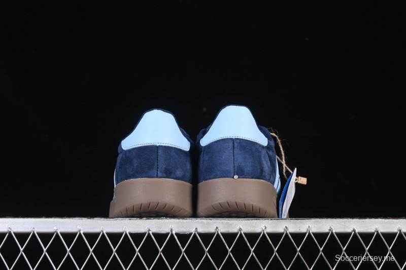 حذاء تزلج كومفورت كوشون منخفض الكمال من أديداس باريدا JR5533