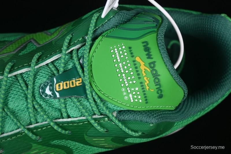 حذاء الجري الكاجوال من سلسلة نيو بالانس 2000 ريترو على طراز أبي - U2000ME