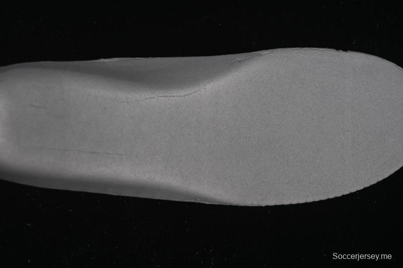 حذاء نايك اير فورس 1 '07 المنخفض من نايك اير فورس 1 '07 LV Collaboration باللون البيج البيج الأسود بخياطة سوداء - MZ9588-815