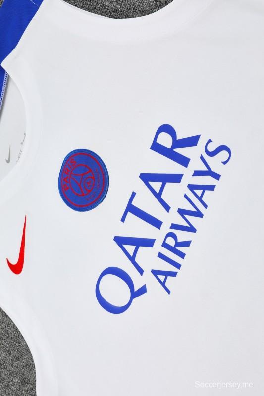 25/26 باريس سان جيرمان سترة بيضاء + قميص أبيض + شورت