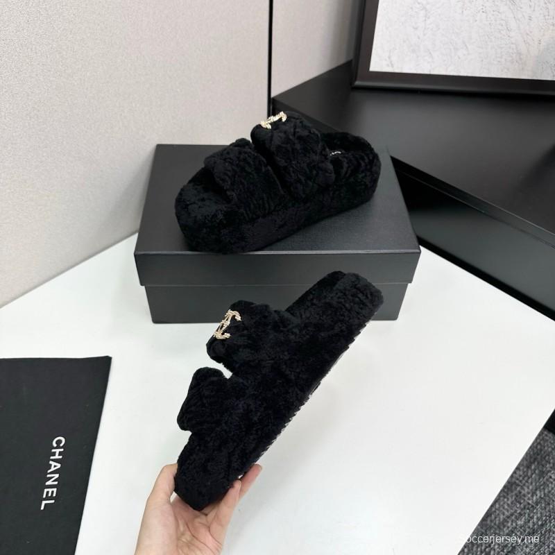 Chanel 2025 SS New Autumn Winter Lazy Sheep Genuine Wool Lazy Slippers Chanel Quilted Platform Fur Slippers - LY00300