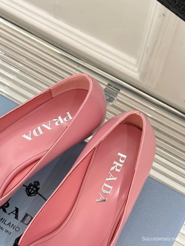 برادا 2025 برادا 2025 حذاء فردي بكعب مدبب من الأمام بكعب واحد - KFY00310