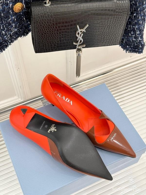 PRADA 2025/SS حذاء فردي بكعب مدبب من الأمام بكعب واحد - KFY00310