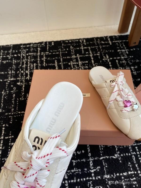 ميو ميو 2025 ميو ميو 2025 حذاء رياضي سحابي سليب، سبرينغ سليب أون - KFY00295