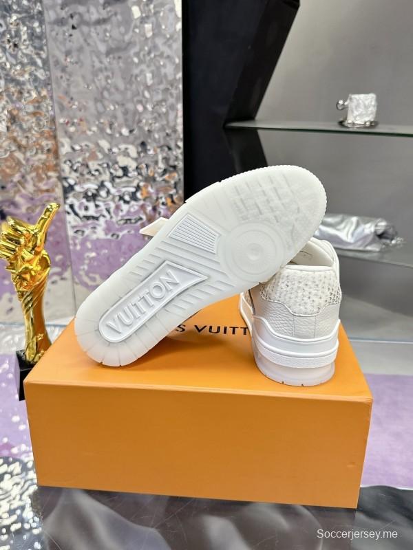 سلسلة أحذية لويس فويتون LV Trainer LV الرياضية الطويلة بطبعة ثعبان - AS00430