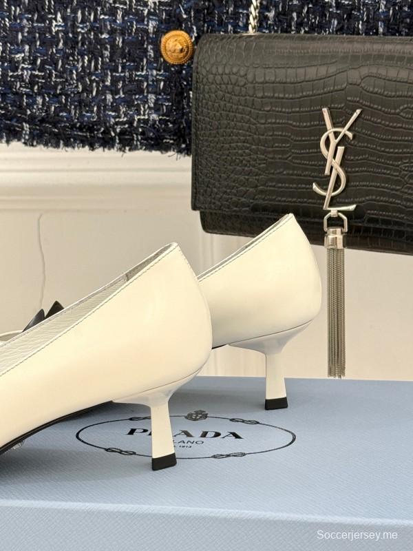 PRADA 2025/SS حذاء فردي بكعب مدبب من الأمام بكعب واحد - KFY00310