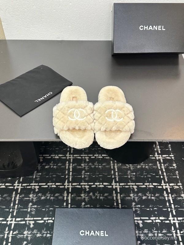 شانيل 2025 شباشب شانيل 2025 الكلاسيكية المنفوشة - LY00250