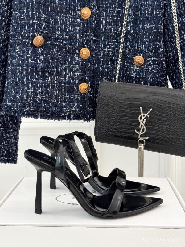 صندل برادا 2025 بإبزيم مثلث الشكل مدبب عند الكعب العالي - KFY00280