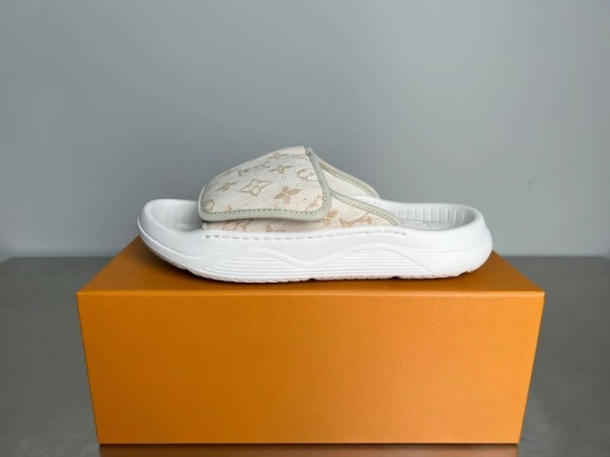 صندل أديداس إس إس 2025 ماجيك ستراب هوم سلايد صندل - L