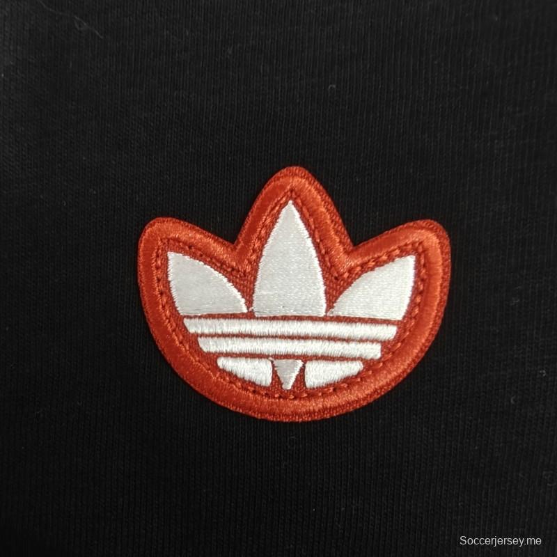 25/26 هودي مانشستر يونايتد مطرز بشعار قديم مطرز بشعار مانشستر يونايتد 9 ألوان