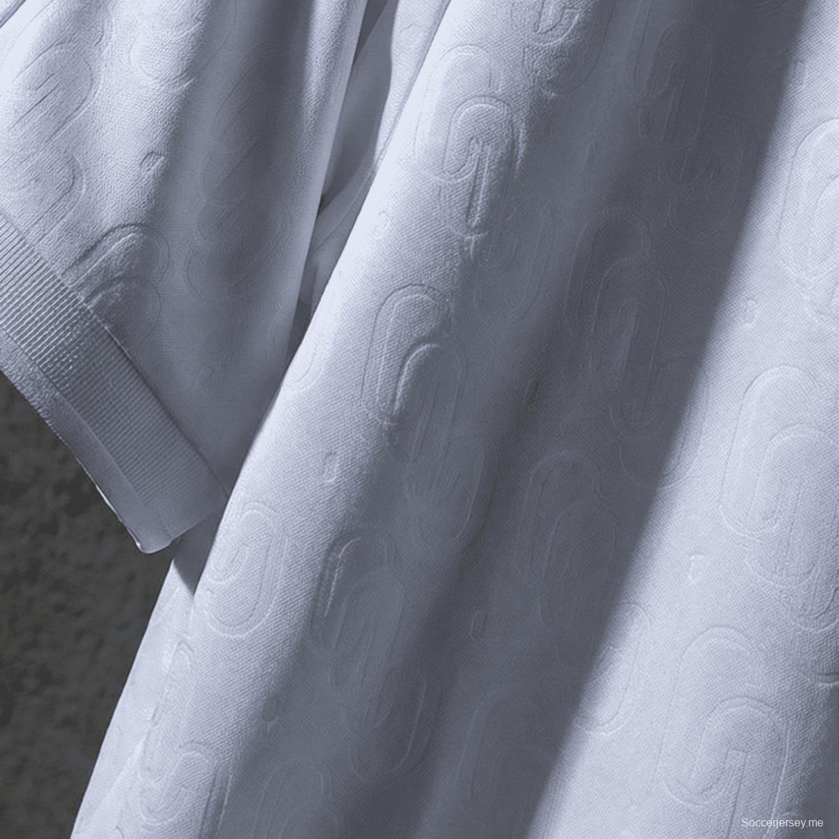 26/27 قميص كولو كولو الأبيض