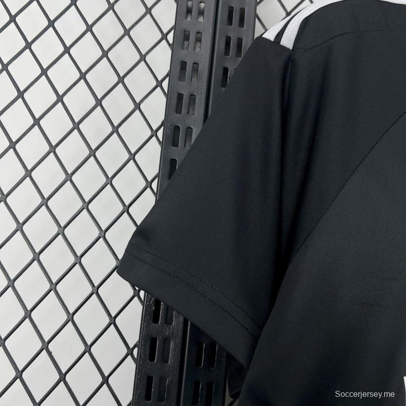 قميص بنفيكا للعب خارج أرضه بنمط رجعي لموسم 2023/24