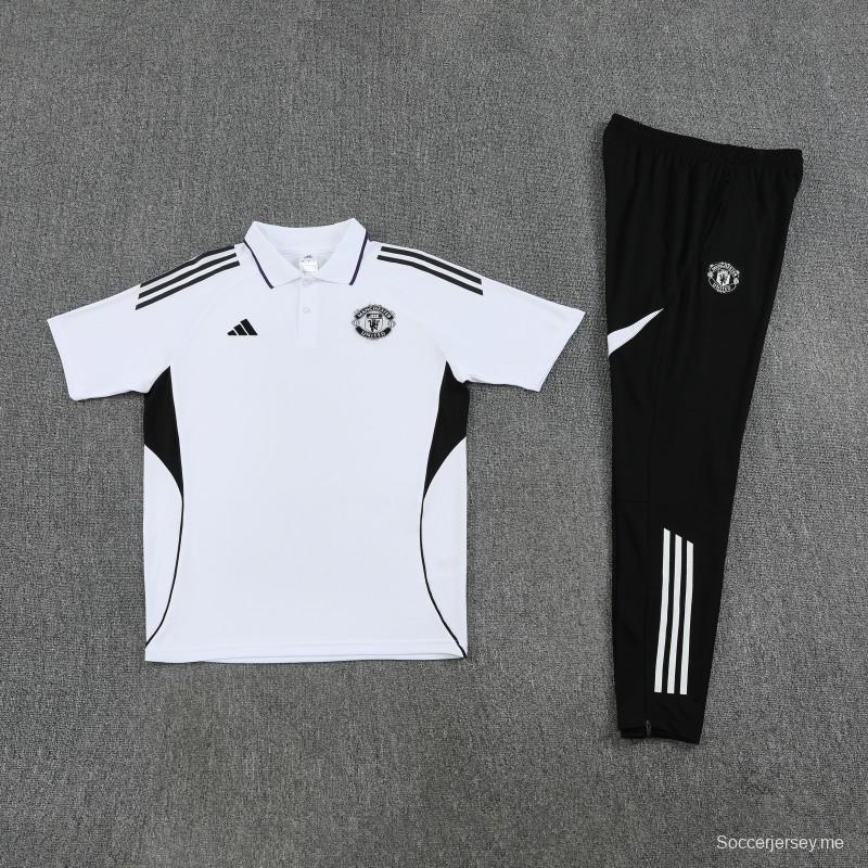 26/27  طقم تدريب مانشستر يونايتد المكون من قميص بولو أبيض وسروال طويل