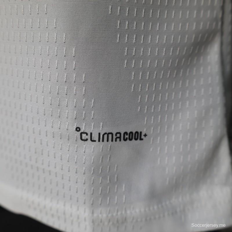 قميص ريال مدريد الأبيض للعب على أرضه للموسم 2026/2027