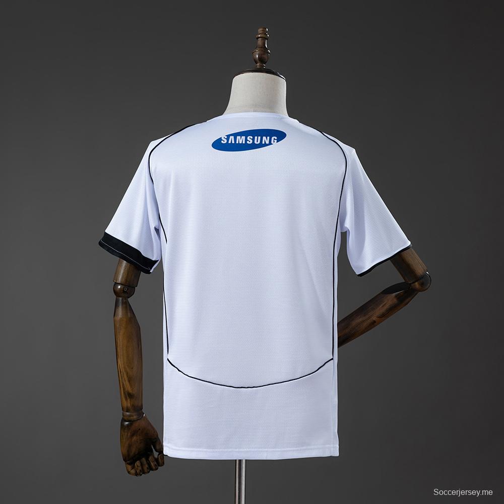 05/06 قميص كورينثيانز الرجعي للعب على أرضه