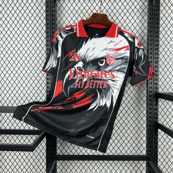 قميص بنفيكا الخاص لموسم 2025/26