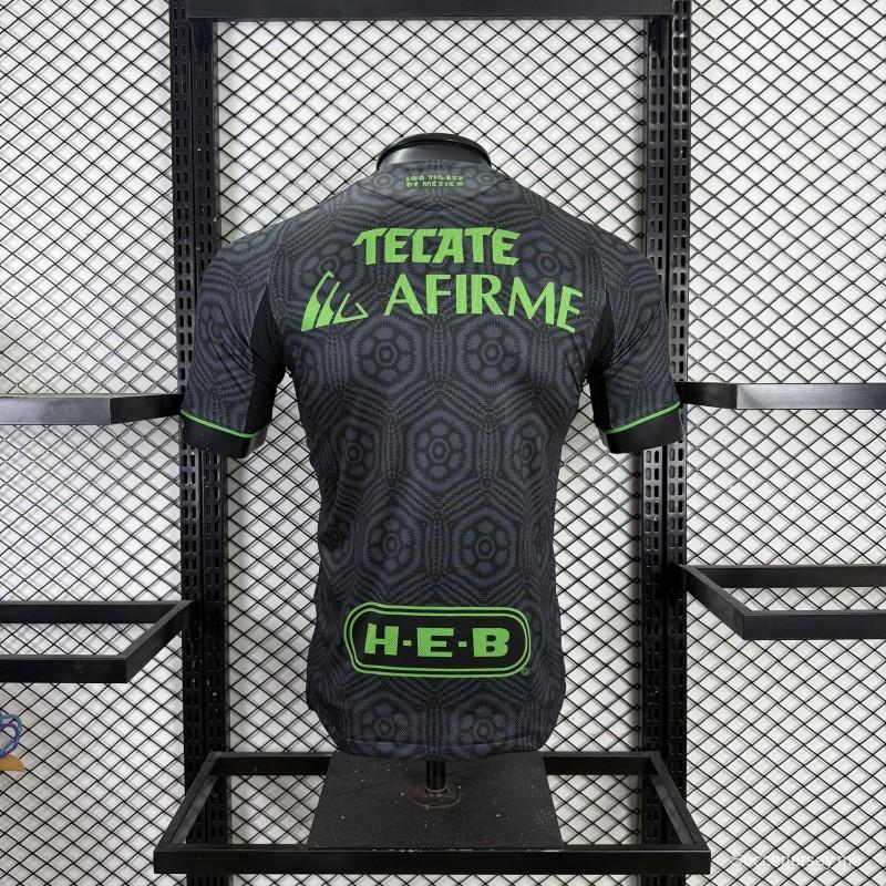 قميص اللاعب رقم 25/26 لفريق تيغريس UANL من أديداس، الطبعة الثالثة / الطبعة الخاصة باللون الأسود (نسخة SPORTIUMBET)