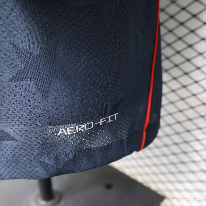 قميص خارجي للاعب من طراز 2026 باللون الأزرق الداكن (اللون الرسمي للبحرية الأمريكية) بنمط نجوم يغطي كامل القميص