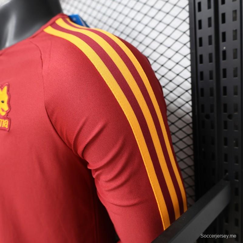 قميص اللاعب الإصدار 2026 AS Roma باللون الأحمر الداكن  إصدار كلاسيكي من موسم 84/85  قميص المباراة الرئيسي طويل الأكمام