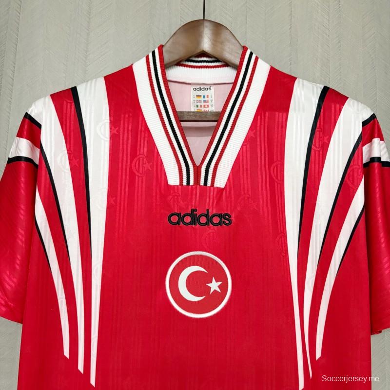 قميص تركيا الرئيسي طراز 1996