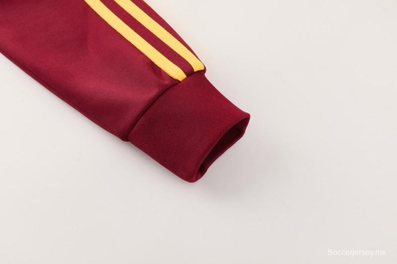 2026/27 AS Roma - طقم رياضي باللونين العنابي والذهبي مع سترة بسحاب كامل + بنطال طويل أسود