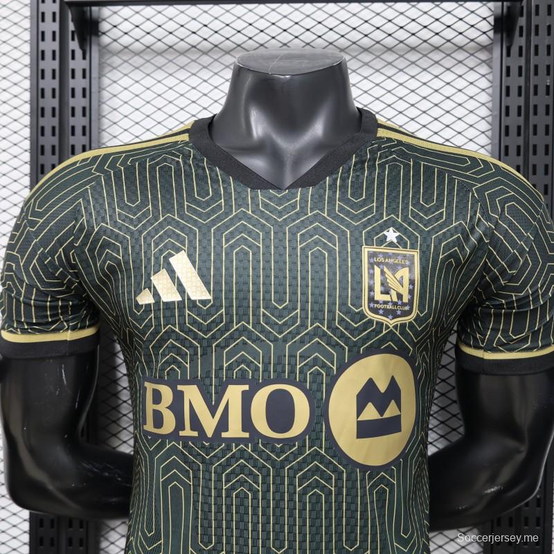 قميص لاعب نسخة 2026، قميص لوس أنجلوس إف إيه سي (LAFC) للعب على أرضه باللون الأسود مع لمسات ذهبية